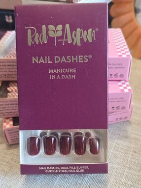 Red Aspen Nail Dashes Press-On Nails - Deep Burgundy